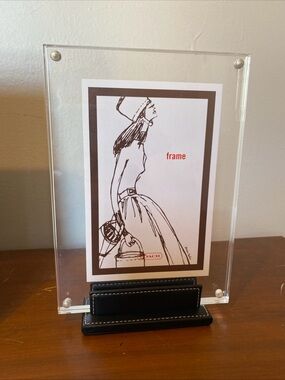 Coach Vintage Picture Frame Magnetic Lucite Black Leather Base 5x7 inches